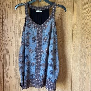 Maurices size large floral top